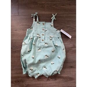 Carter's baby girl romper 12 mos‎